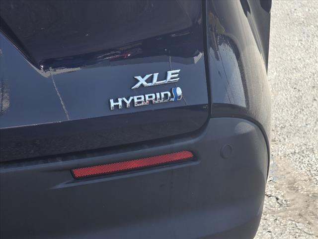 2023 Toyota Sienna XLE 8-Passenger