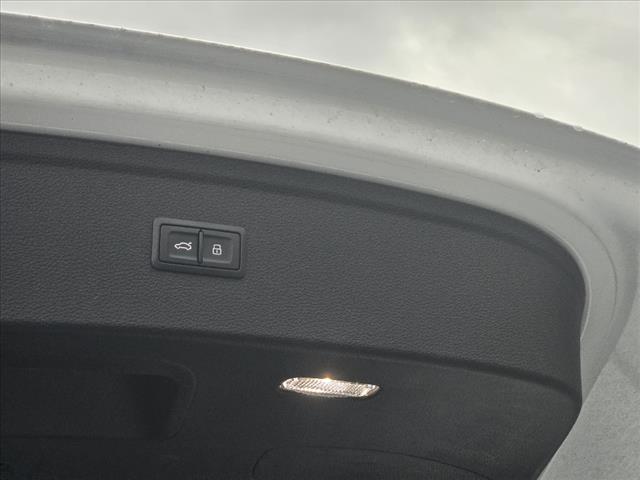 2024 Audi Q5 45 S line quattro Premium