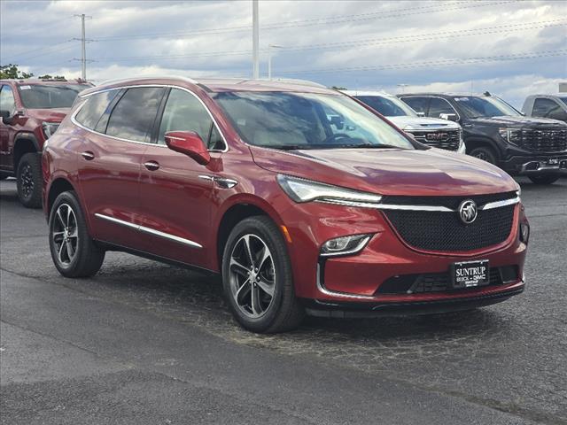 2022 Buick Enclave Essence