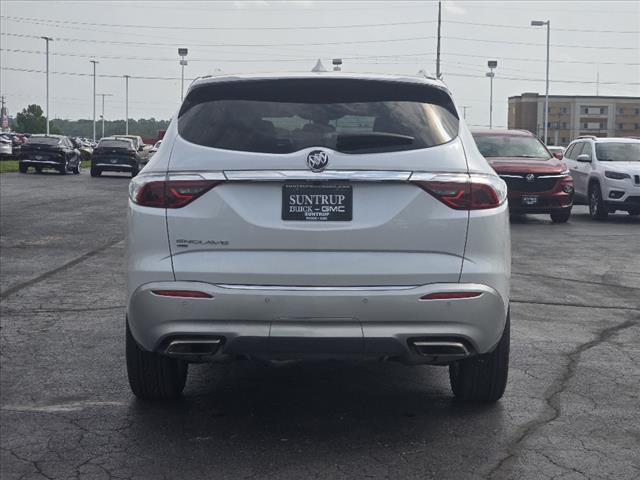 2022 Buick Enclave Essence