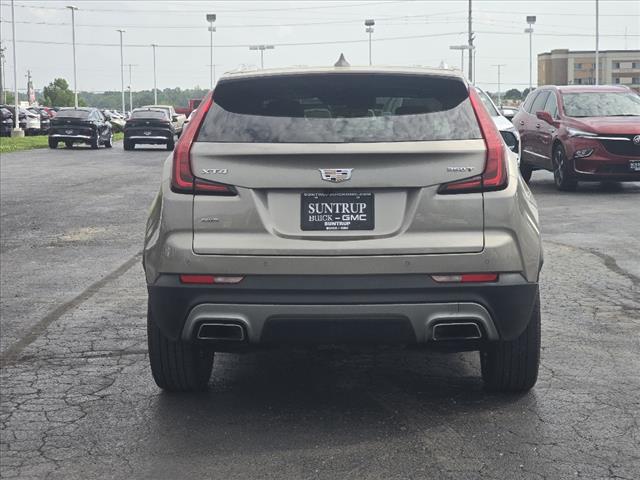 2022 Cadillac XT4 Premium Luxury