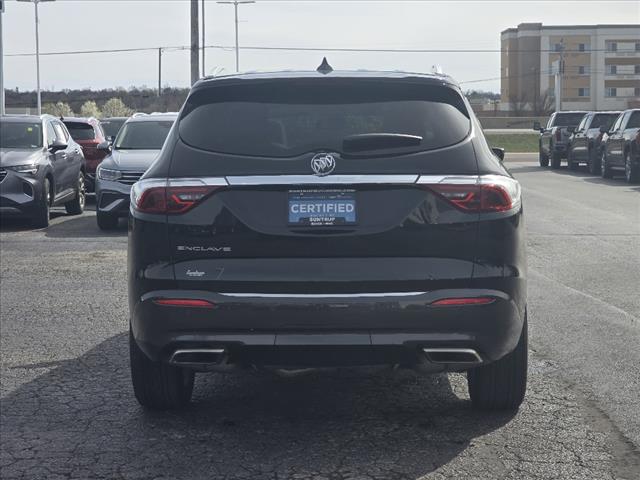 2023 Buick Enclave Essence