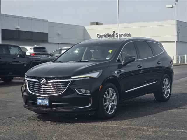 2023 Buick Enclave Essence
