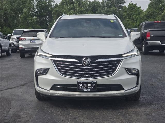 2022 Buick Enclave Essence