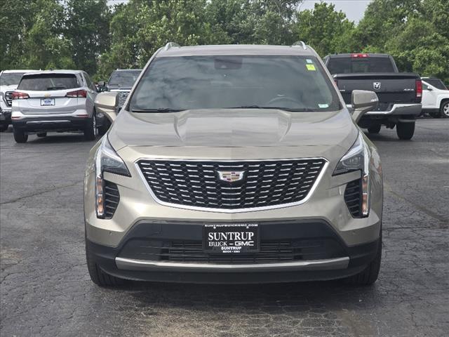 2022 Cadillac XT4 Premium Luxury