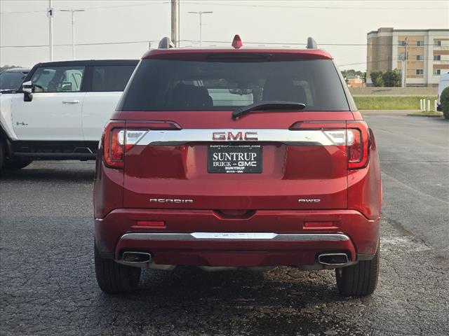 2023 GMC Acadia Denali
