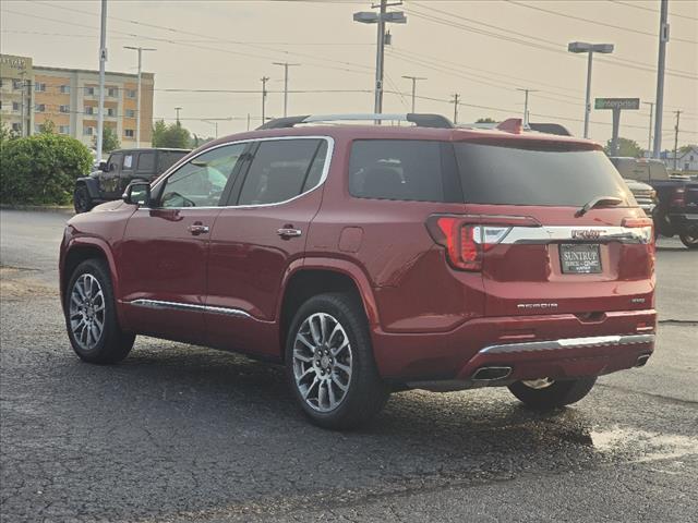 2023 GMC Acadia Denali