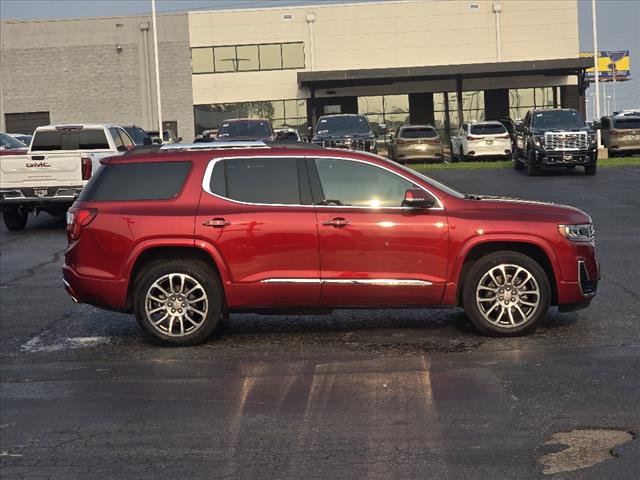 2023 GMC Acadia Denali