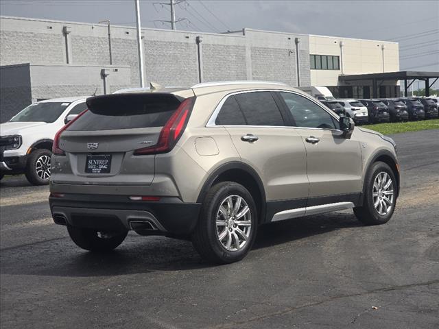 2022 Cadillac XT4 Premium Luxury