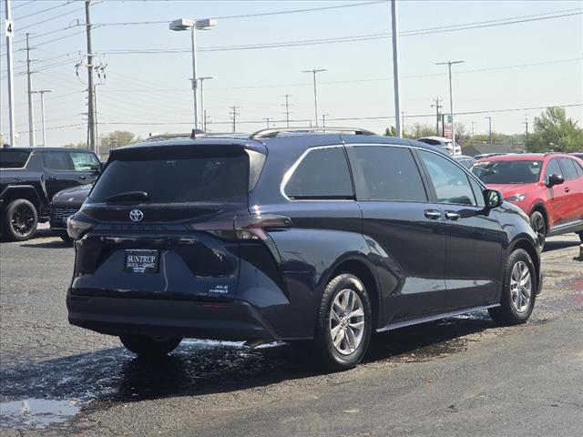 2023 Toyota Sienna XLE 8-Passenger