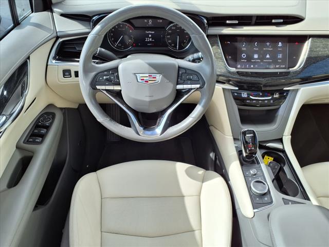 2022 Cadillac XT6 Premium Luxury