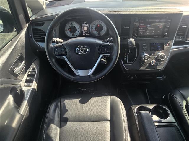 2019 Toyota Sienna SE 8-Passenger