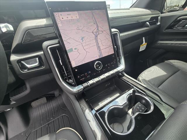 2025 GMC Yukon Elevation