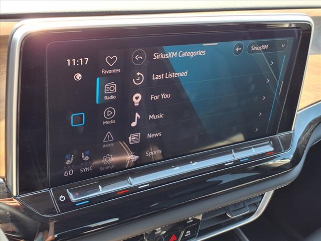 2024 Volkswagen Atlas 2.0T SE w/ Technology