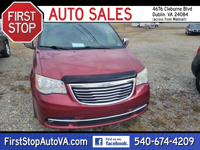 2015 Chrysler Town & Country Touring-L - Photo 2