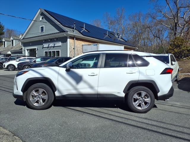 2022 Toyota RAV4 Hybrid XLE