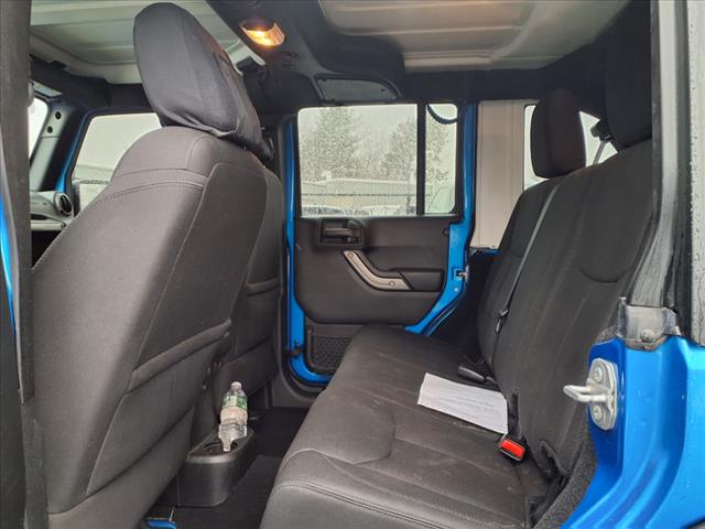 2015 Jeep Wrangler Unlimited 4WD 4DR SPORT