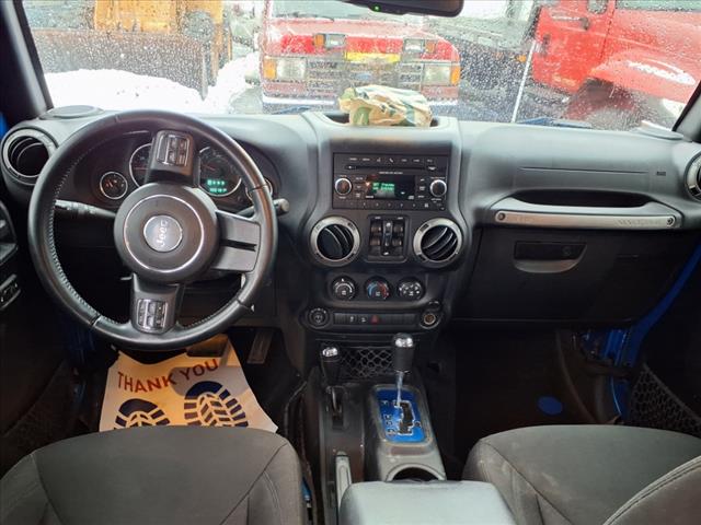 2015 Jeep Wrangler Unlimited 4WD 4DR SPORT
