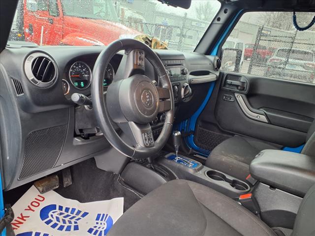 2015 Jeep Wrangler Unlimited 4WD 4DR SPORT