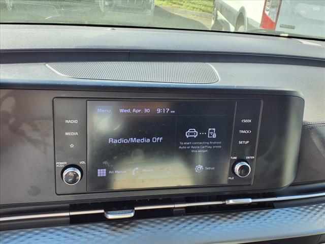 2022 Kia Carnival LX