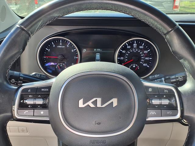 2022 Kia Carnival LX