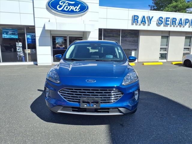 2022 Ford Escape Hybrid Titanium