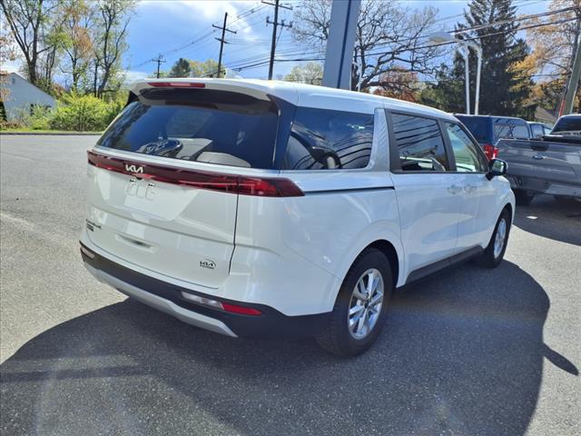 2022 Kia Carnival LX