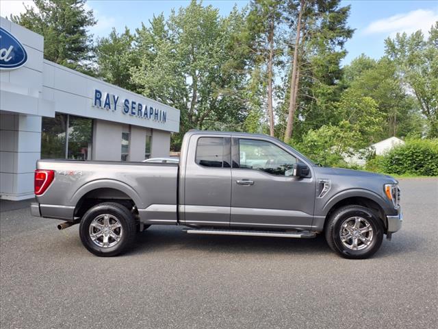 2022 Ford F-150 Base