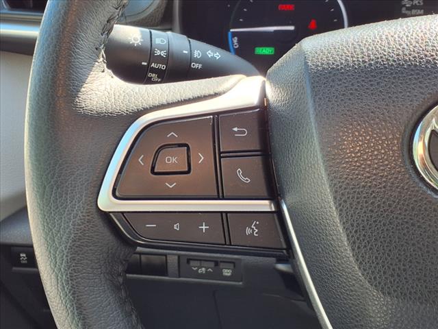 2023 Toyota Sienna XLE 8-Passenger