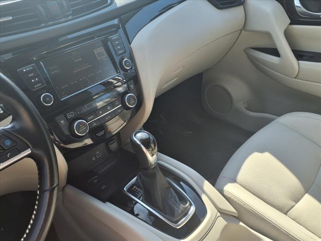 2022 Nissan Rogue Sport SL