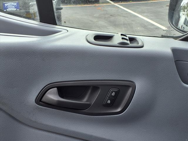 2018 Ford Transit Base