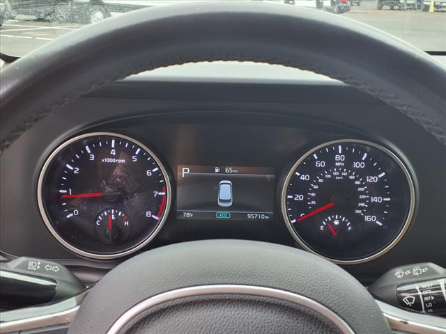 2023 Kia Carnival LX