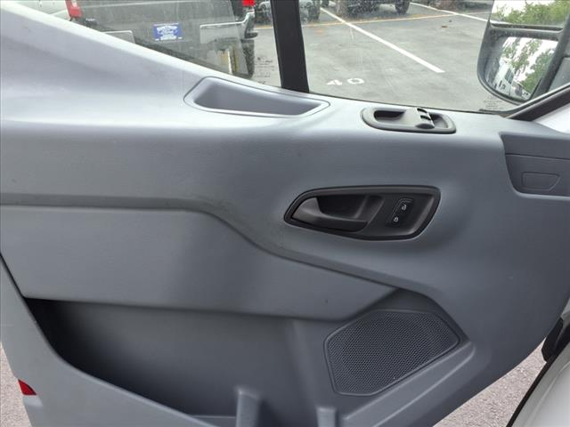 2018 Ford Transit Base