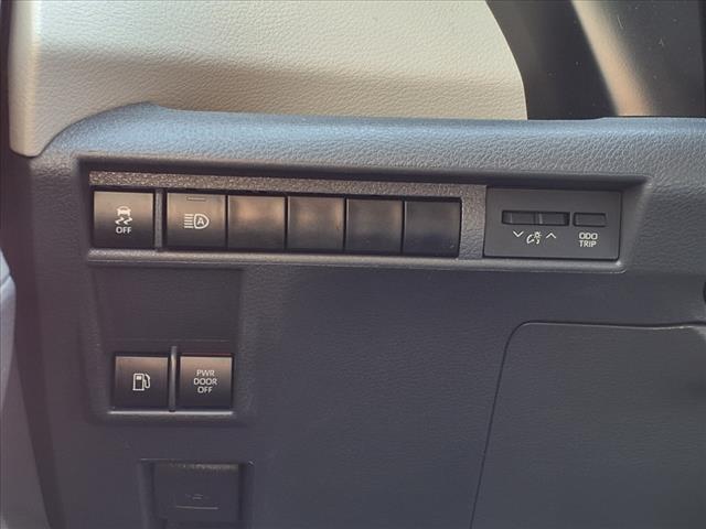 2023 Toyota Sienna XLE 8-Passenger