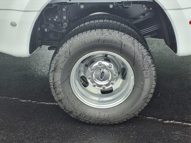 2025 Ford F-350 Super Duty XL DRW