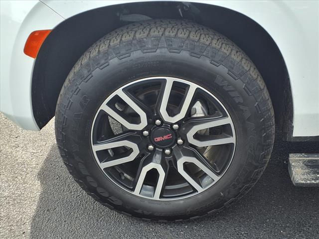 2022 GMC Yukon AT4