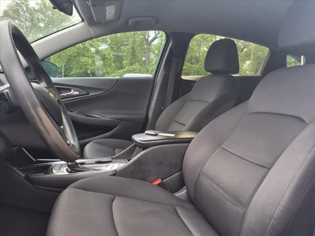 2017 Chevrolet Malibu LT 1LT