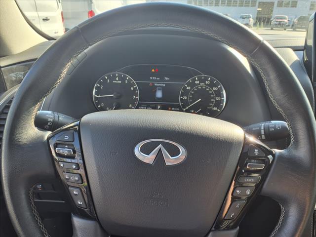 2023 INFINITI QX80 LUXE