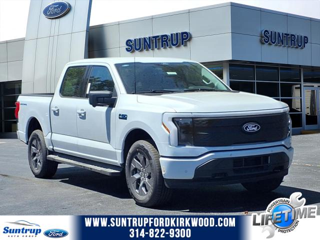 2025 Ford F-150 Lightning Flash