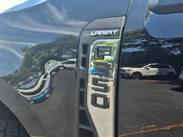2025 Ford F-350 Super Duty Lariat
