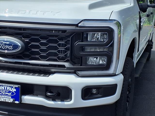 2025 Ford F-350 Super Duty XL