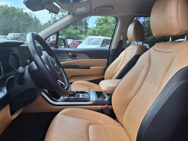 2024 Kia Carnival LX