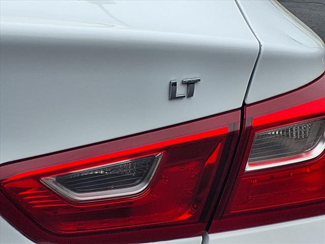 2017 Chevrolet Malibu LT 1LT