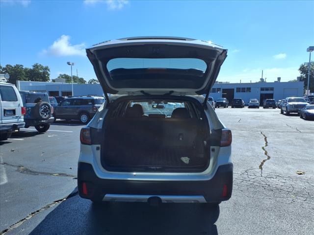 2022 Subaru Outback Touring XT