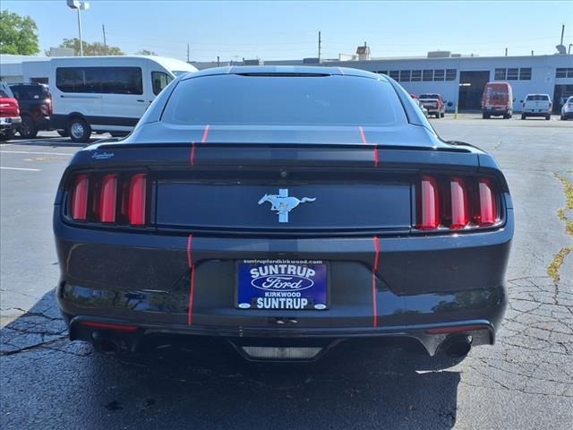 2016 Ford Mustang V6