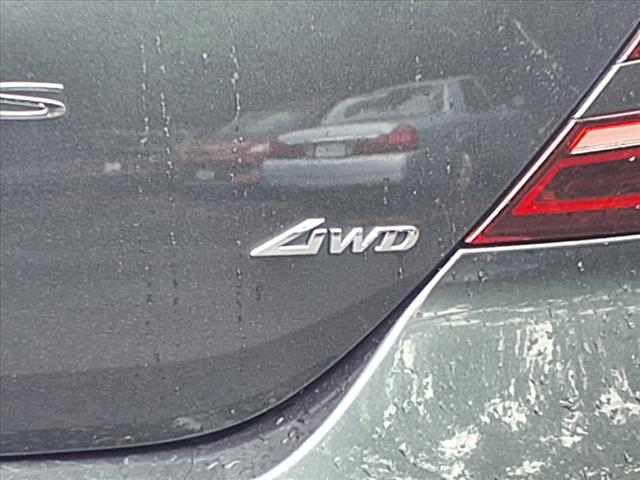 2022 Genesis G70 2.0T