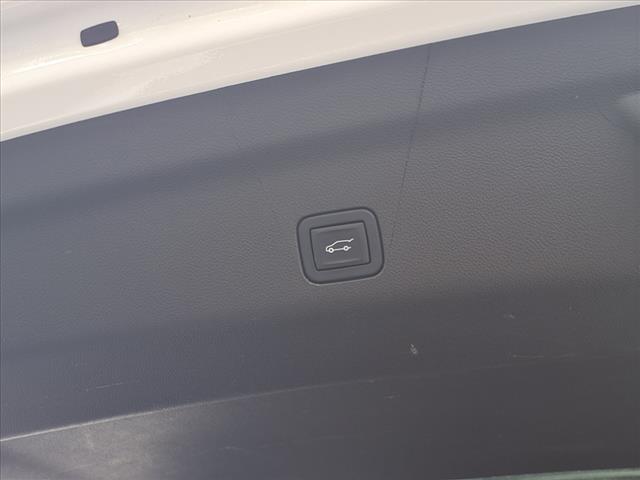 2022 GMC Yukon AT4