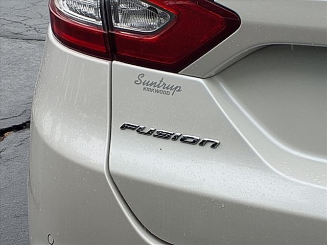 2016 Ford Fusion SE