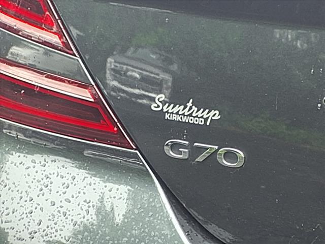 2022 Genesis G70 2.0T