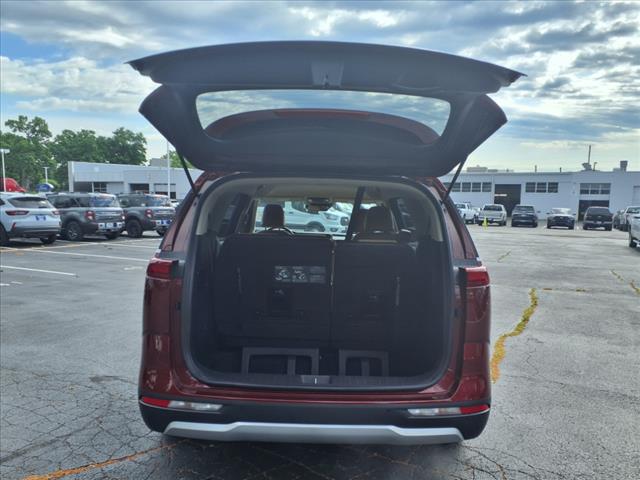 2024 Kia Carnival LX